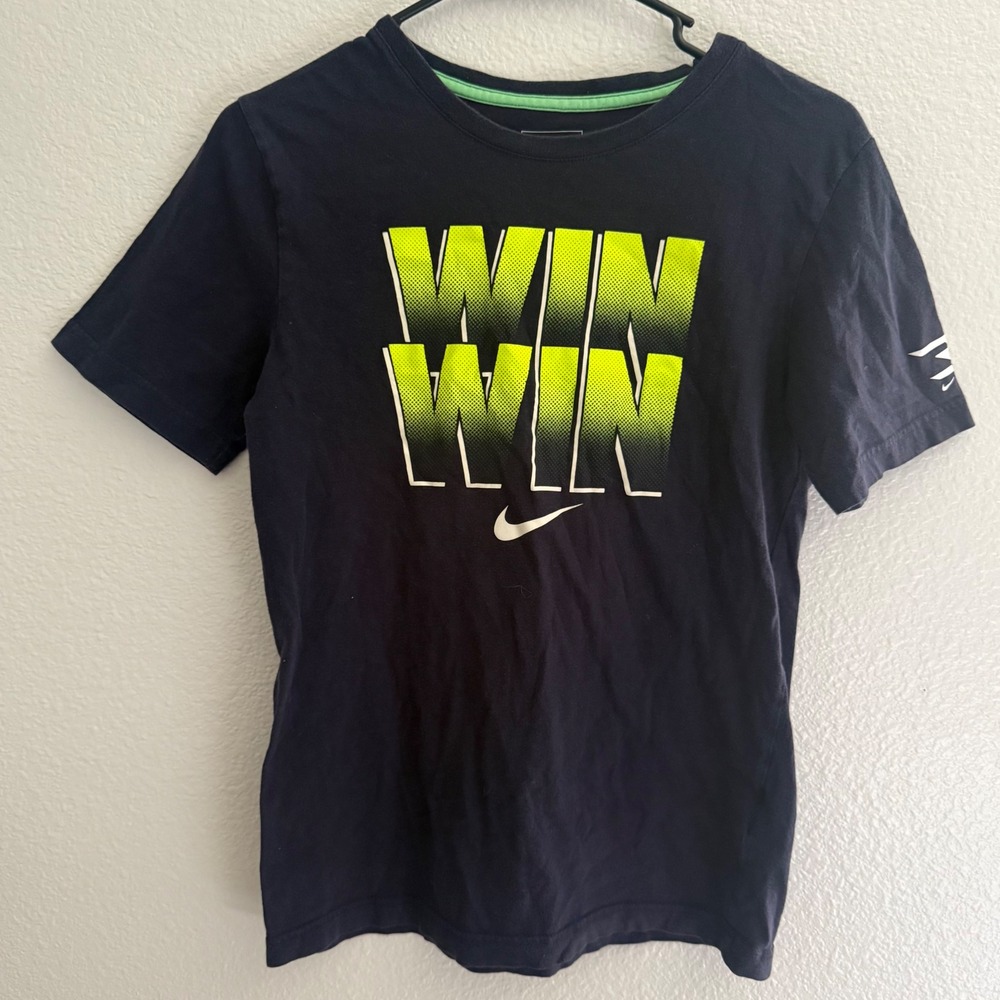 Nike 3Brand Russell Wilson Win Win Graphic T-Shirt Boys Size Large L 12-13 YRS